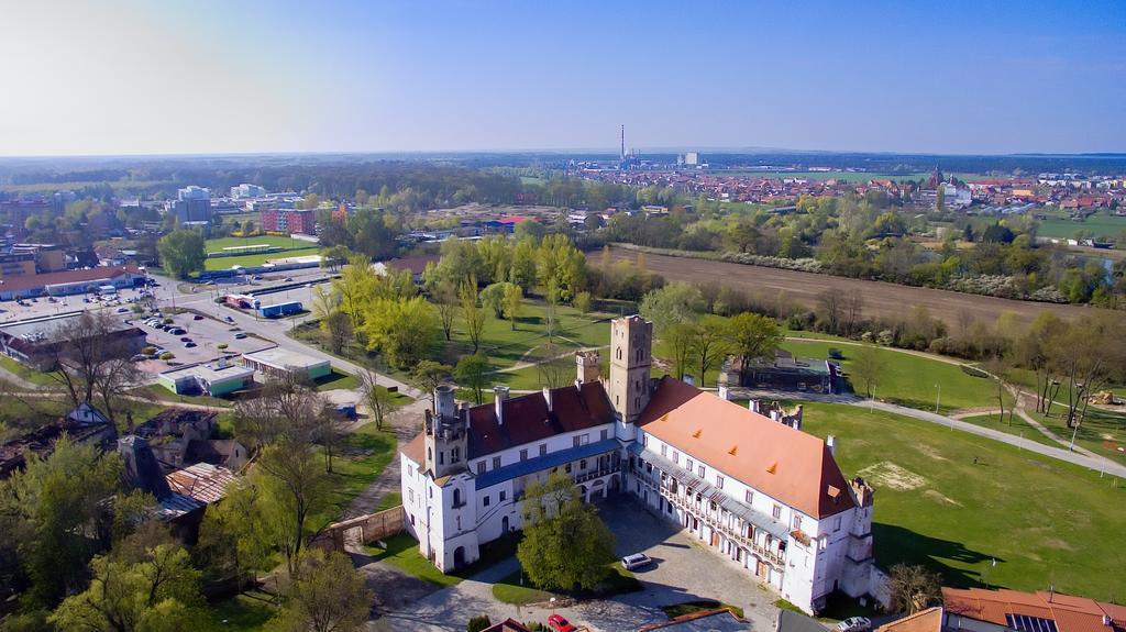 Zámecký penzion Rotunda Břeclav Exteriér fotografie